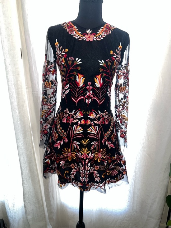Karina Grimaldi Dresses & Skirts - Karina Grimaldi Black Mini Dress with Pink and Gold Floral Embroidery